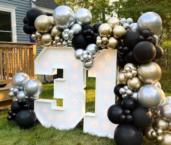 5' Marquee numbers 31